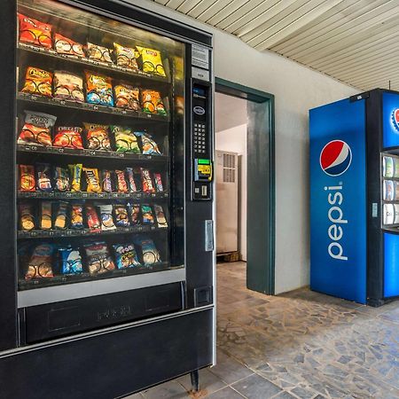 Econo Lodge Inn & Suites Philadelphia Ngoại thất bức ảnh