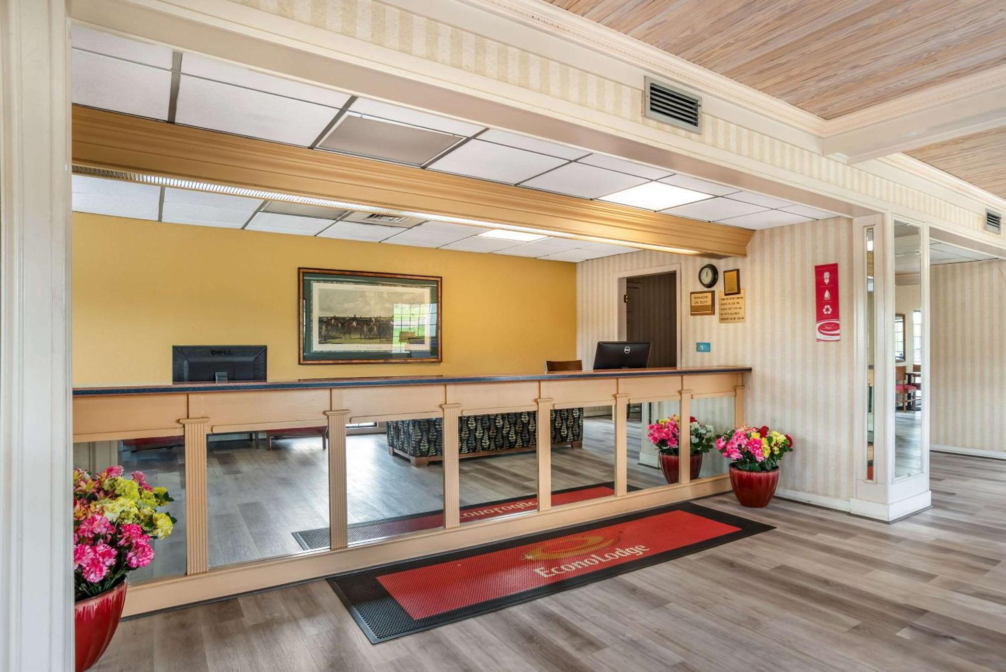 Econo Lodge Inn & Suites Philadelphia Ngoại thất bức ảnh