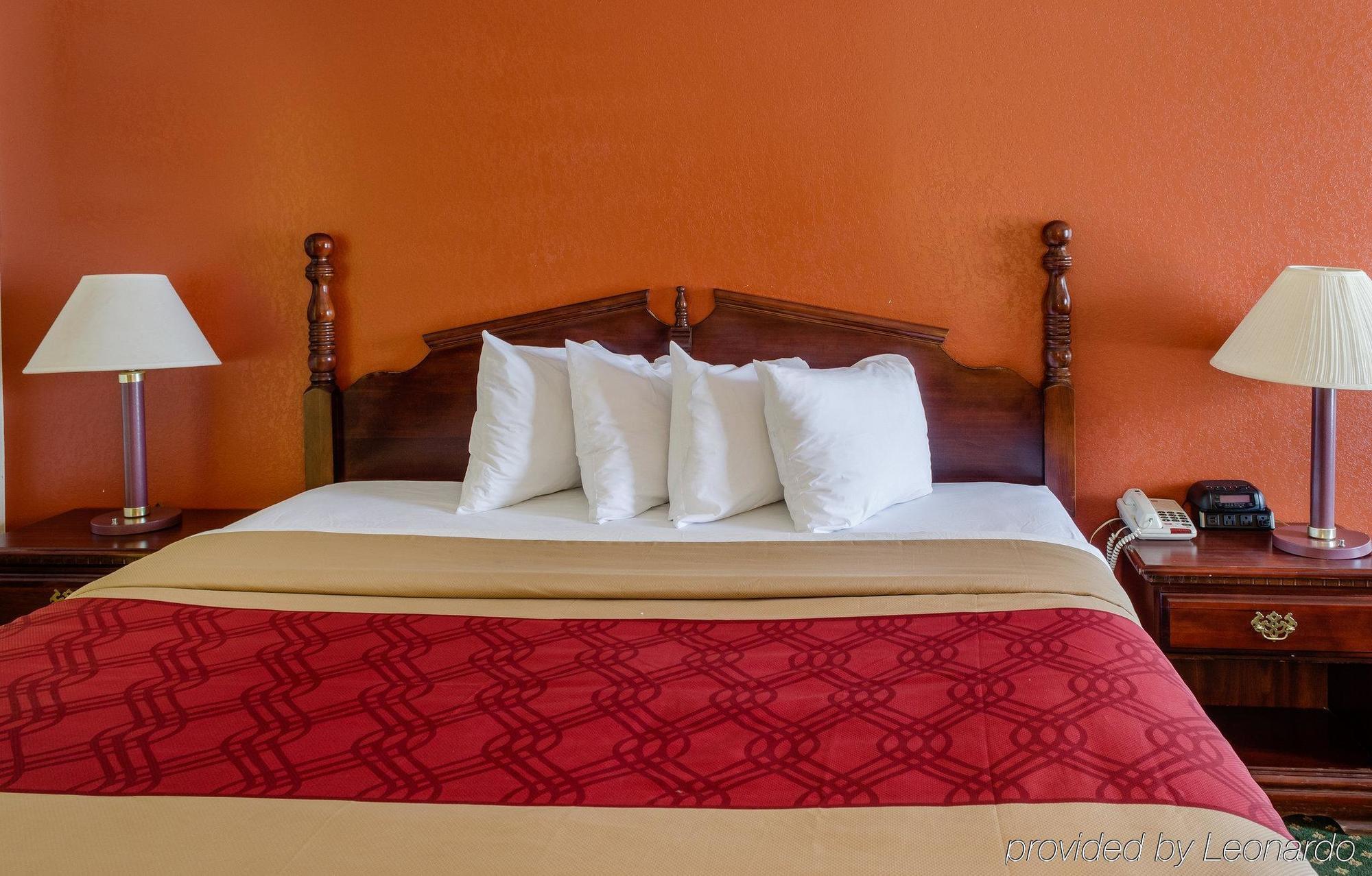 Econo Lodge Inn & Suites Philadelphia Ngoại thất bức ảnh